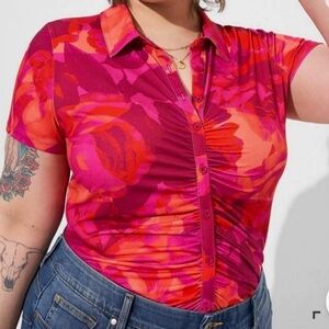 NWT Torrid Studio Knot Shirred Front Button Down Top Size 2X